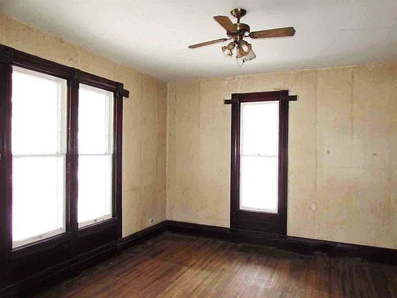 3rd image of 188 N Water St