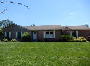 10126 Gilday Ln, Dillsboro, IN 47018