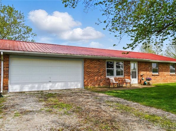 8572 Yohe Rd, Lewisburg, OH 45338