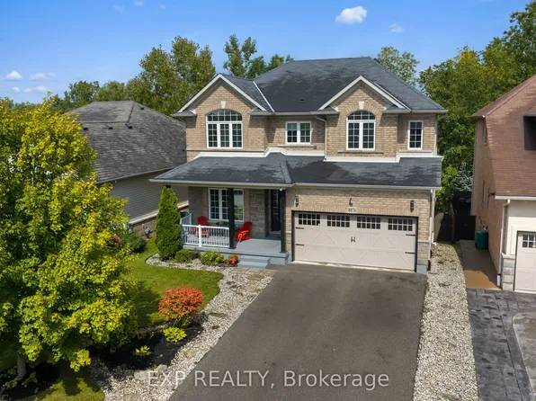 8876 Tristar Cres, Niagara Falls, ON L2G 0E6