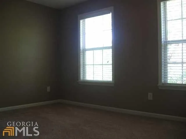 400 Wittenridge Ct — Photo 16