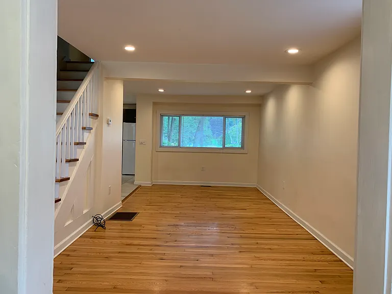 200 Earl Rd — Photo 8