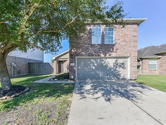 2nd image of 5023 Royal Cypress Dr