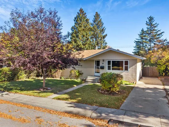 114 W Havenhurst Cres SW, Calgary, AB T2V 3C5
