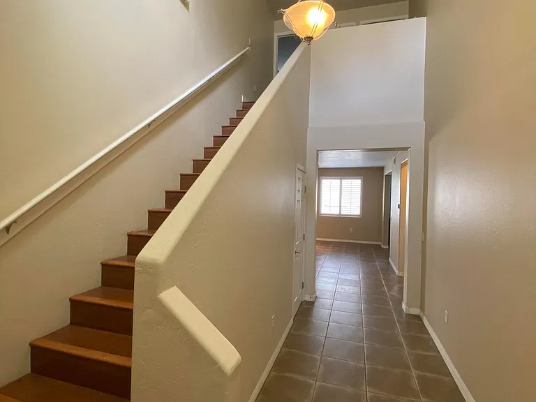 615 E Portland St #225 — Photo 5
