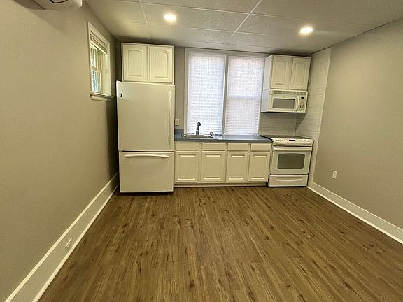 4th image of 601 S West End Ave #1