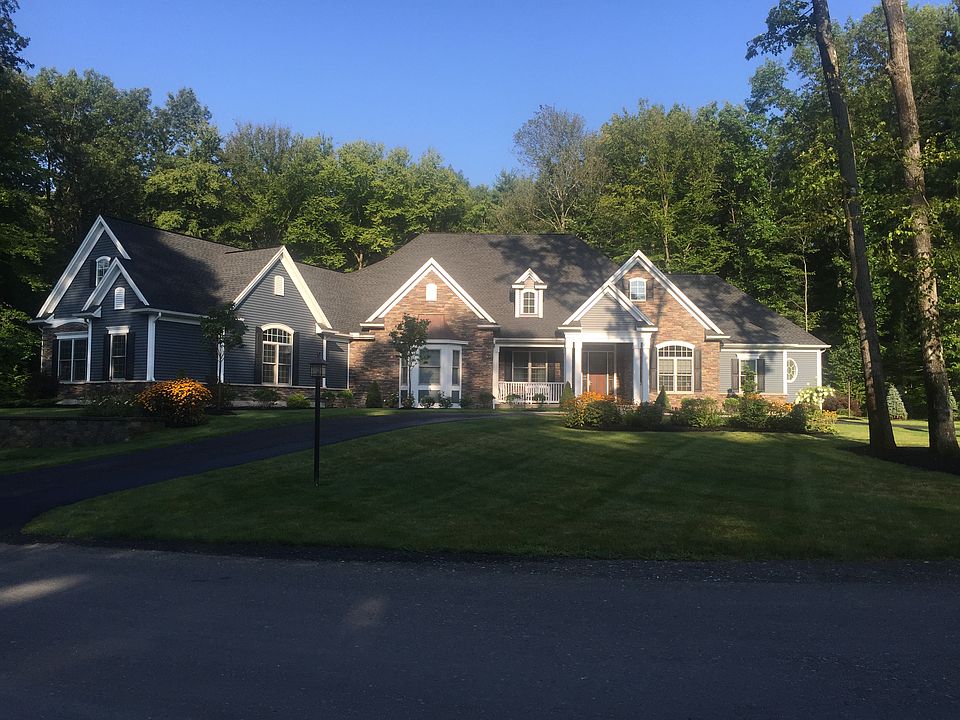 1st image of 19 Saddle Creek Cir