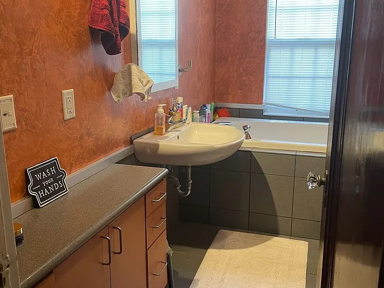 2921 Sunset Blvd — Photo 27