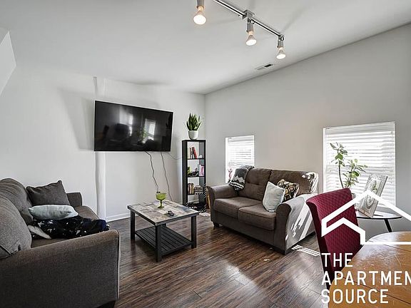3rd image of 2022 S Throop St APT 4E