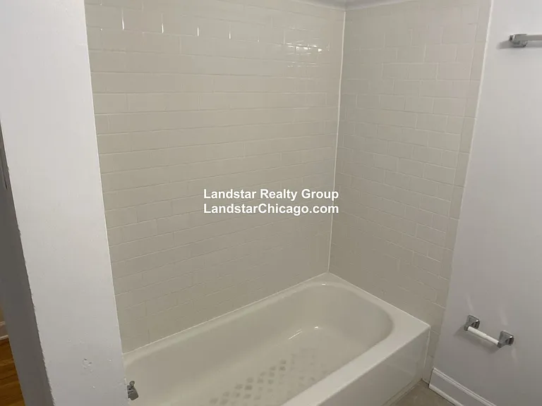 2453 N Spaulding Ave #3 — Photo 14