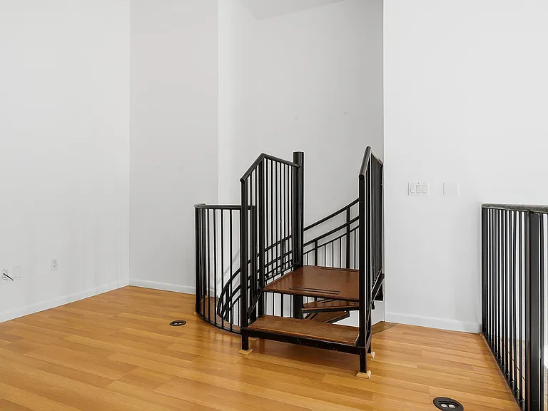 801 S Olive Ave #425 — Photo 11