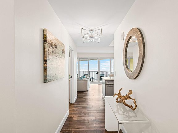 2nd image of 550 Topsl Beach Blvd Unit 909