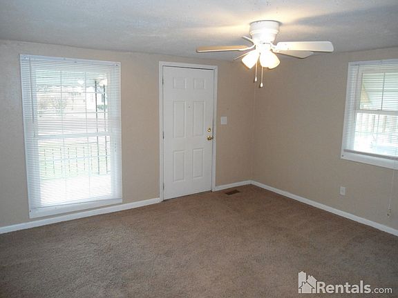 3rd image of 1142 Temperance Ave