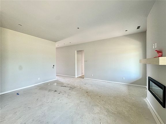 4th image of 3800 Respite St