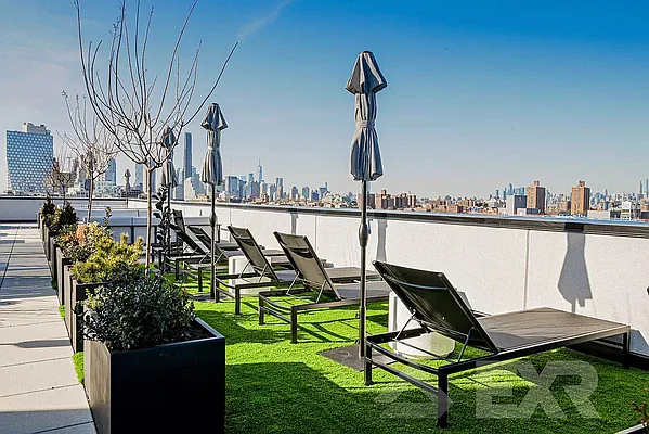 Rented by EXR | media 14