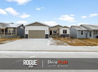 953 N 5th Ave, Casper, WY 82604