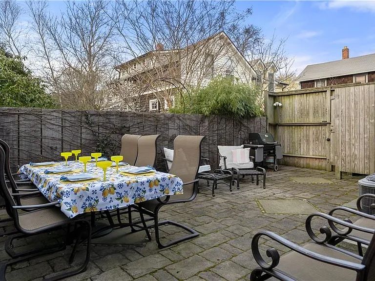 35 Marsh St — Photo 26