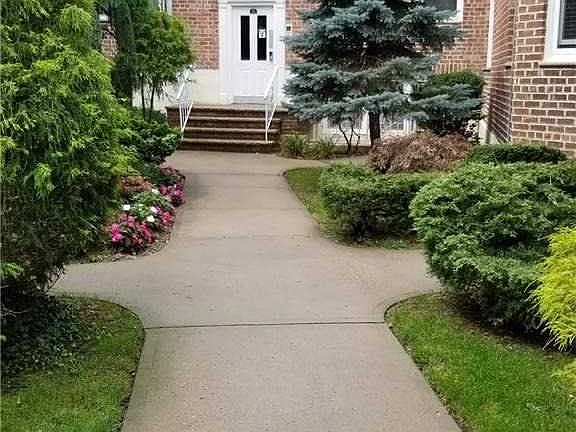 2nd image of 287 Cedarhurst Ave APT J1