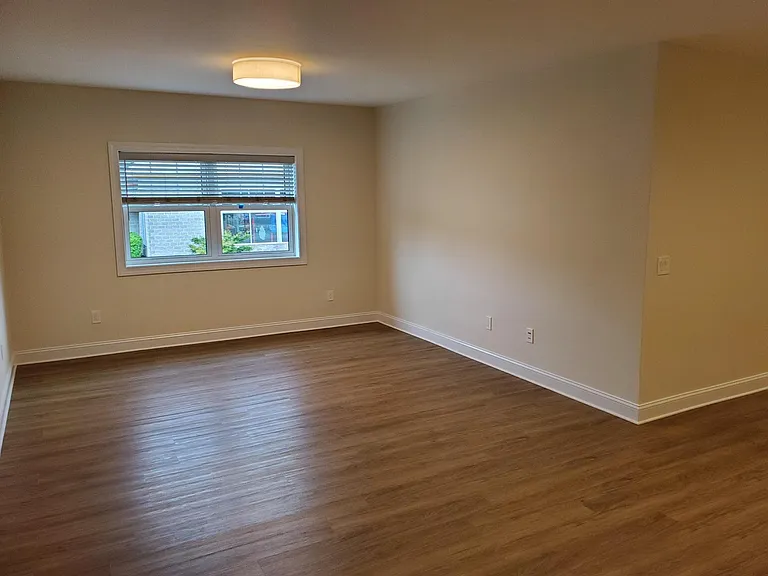 207 W Main St #1 — Photo 5