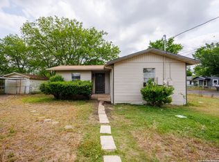 411 Legette, Seguin, TX 78155
