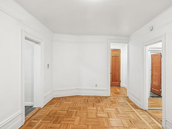 5th image of 629 W 170th St #2EE