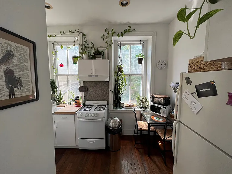 4226 Main St #2F — Photo 7