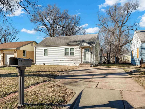 1443 N Piatt Ave, Wichita, KS 67214