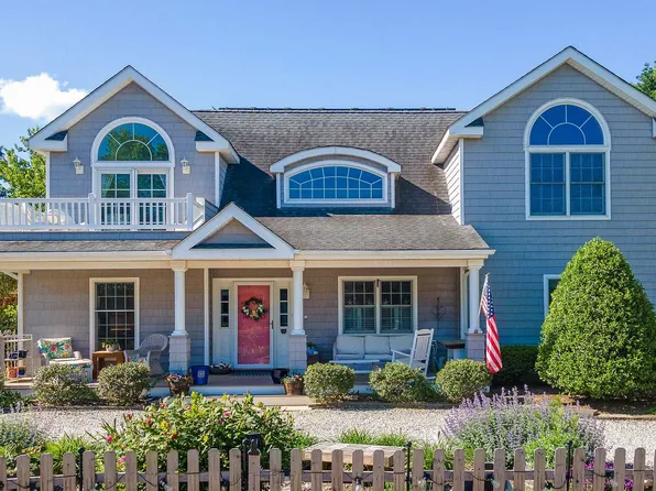 512 Mistletoe Rd, Villas, NJ 08251