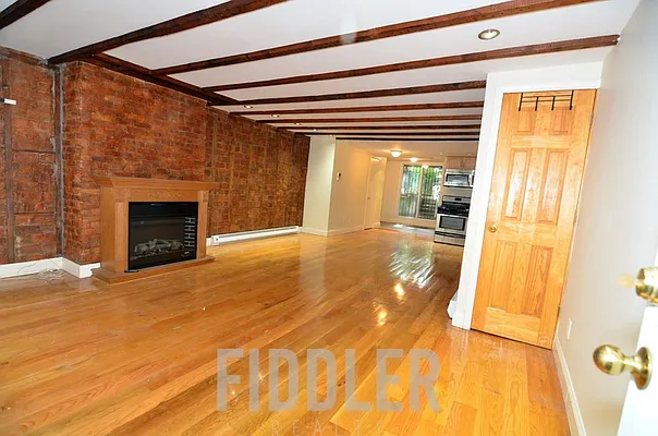 Rented by Fiddler Realty | media 24
