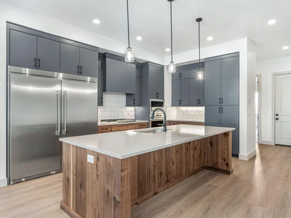 688 W High Tide Pl #132, Saint George, UT 84790