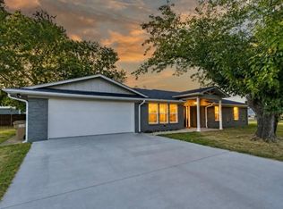 128 N Osborn St, Alba, TX 75410