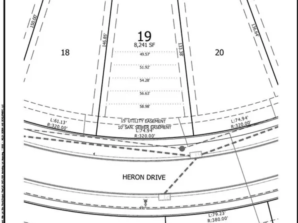 727 Heron Dr, Iowa City, IA 52245