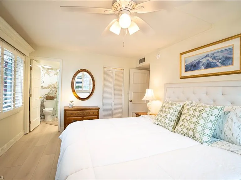 388 4th Ave S #388 — Photo 3