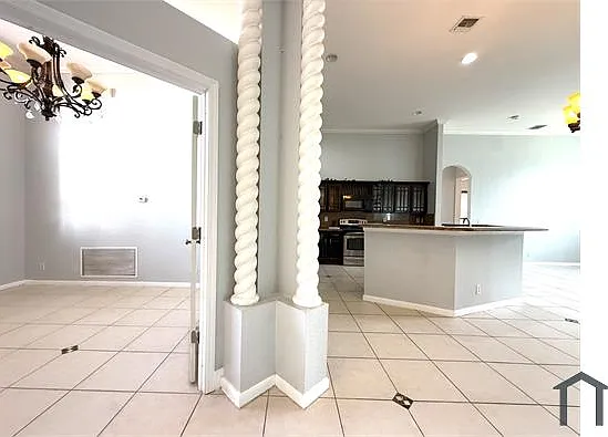 17466 38th Ln N — Photo 31