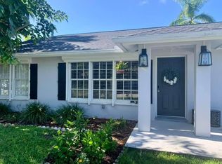 35 Maui Cir, Naples, FL 34112