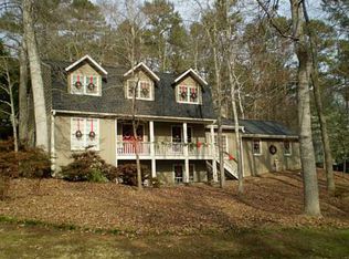 5269 W Bank Dr, Marietta, GA 30068