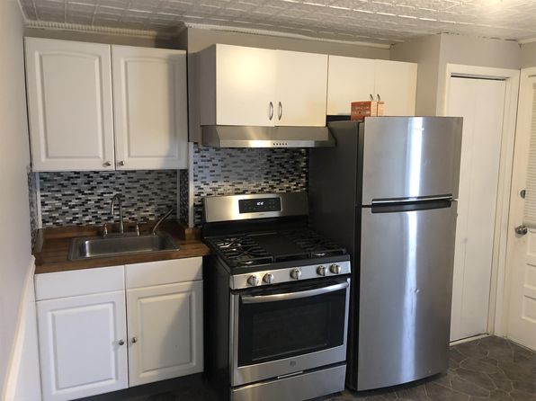 29 Hudson Ave #2