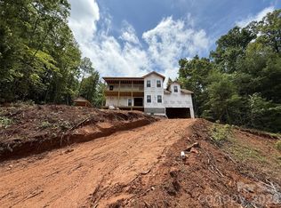 399 Huntington Woods St SE, Lenoir, NC 28645
