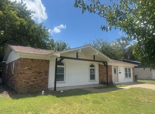 5637 Comer Dr, Fort Worth, TX 76134