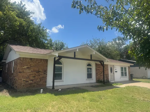 5637 Comer Dr, Fort Worth, TX 76134