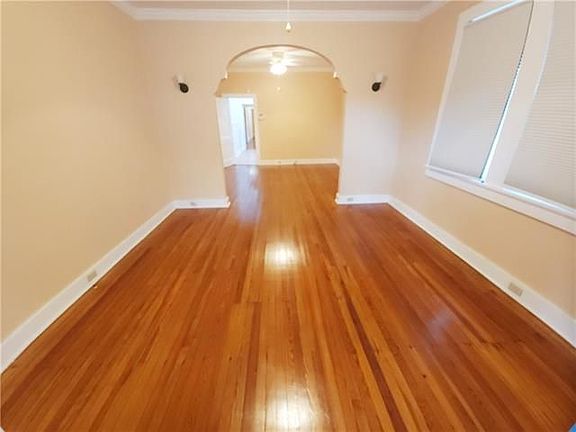 4th image of 4737 Lafaye St