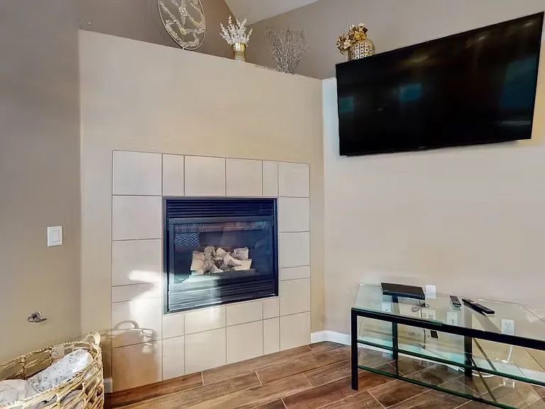 3812 E Minton St — Photo 2