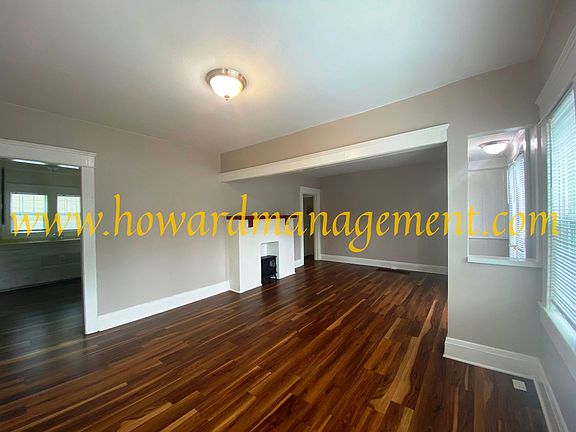 3rd image of 133 E Club House Ave #133