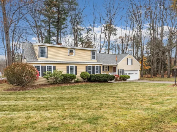5 Edgewood Lane, Rochester, NH 03867