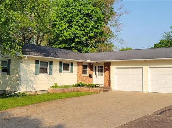 1203 Wilcox St, Menomonie, WI 54751
