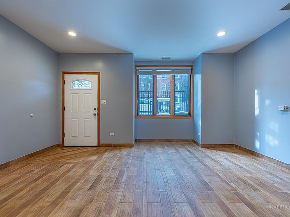 3rd image of 741 S Claremont Ave #G