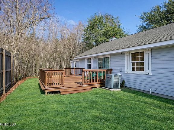 2nd image of 245 Pine Ridge Dr