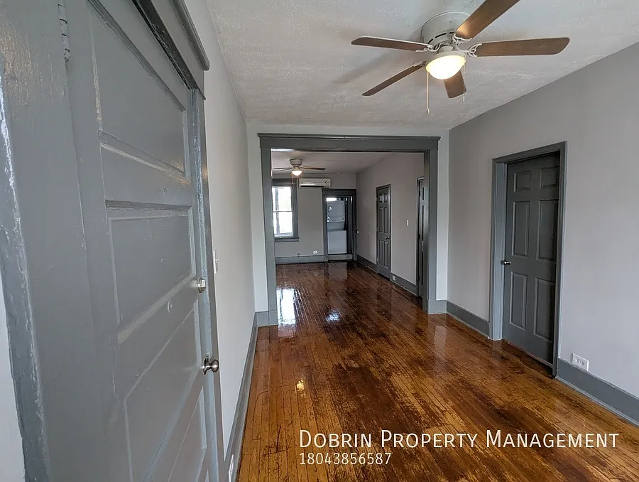 Renovated 2BR Apartment in Carytown — Photo 3