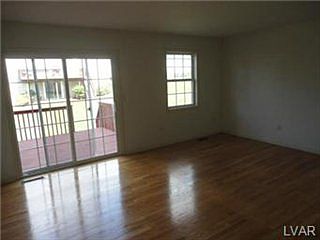 5th image of 17 Saratoga Ct