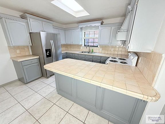 5th image of 1713 Bobcat Ln